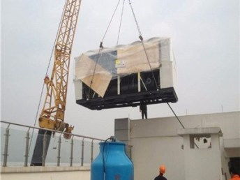 图 莲塘7吨叉车租赁出租,吊装26米高空作业车 深圳搬家